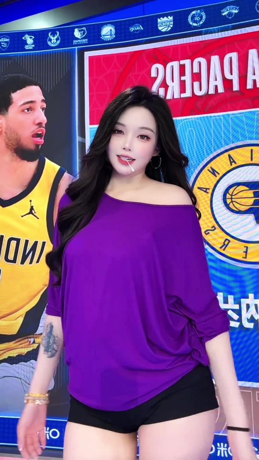 美女主播小太陽：年輕的將軍意氣風(fēng)發(fā)！ 哈利伯頓強(qiáng)的可怕